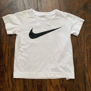 Boys 2T Nike T-shirt